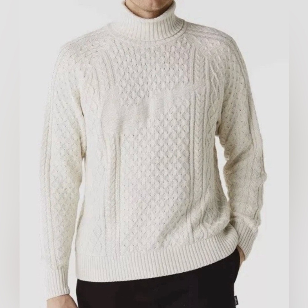 Nike Mens Life Cable Knit Turtleneck Sweater Light Bone  Size medium new with